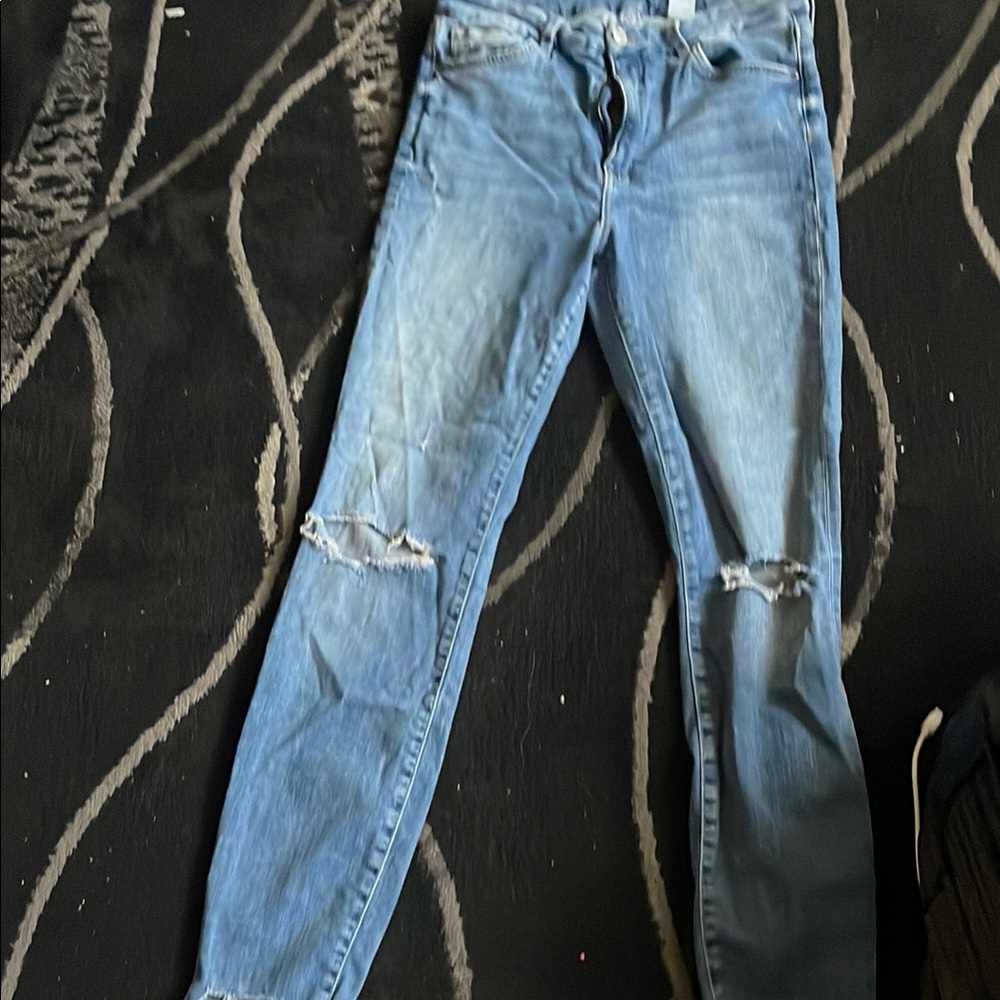 Classic Blue Distressed Women Jeans